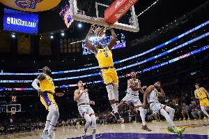 火爆NBA步行者vs76人进球集锦_火爆NBA步行者vs76人进球集锦在线观看_免费看直播