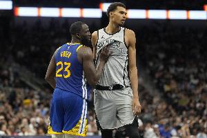 极速NBA灰熊vs爵士比赛回放_极速NBA灰熊vs爵士比赛回放在线观看_免费看直播