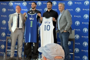 极速NBA快船vs湖人比赛回放_极速NBA快船vs湖人比赛回放在线观看_免费看直播